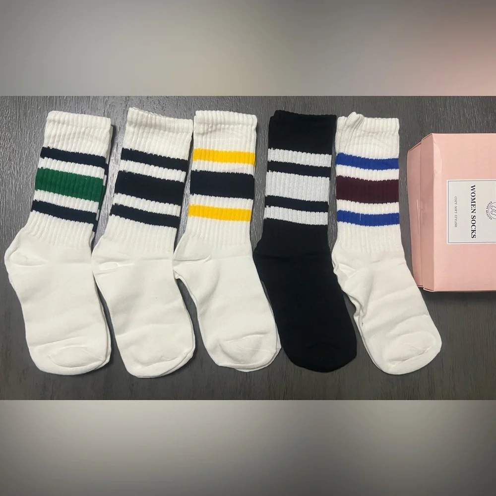 Color Stripe Sock Set